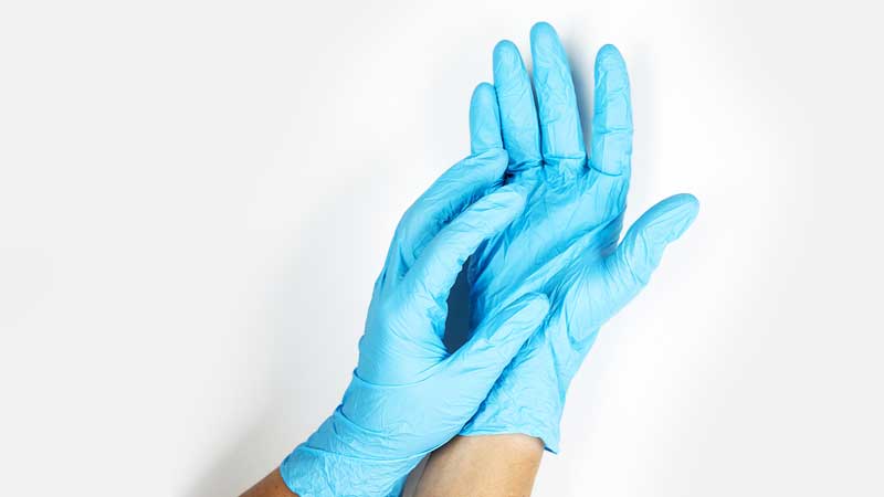 Перчатки при пандемии - нужны ли они?